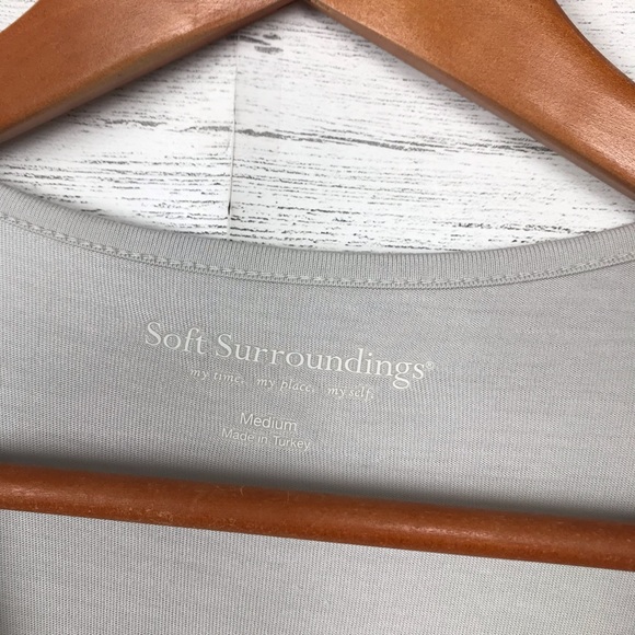 SOFT SURROUNDINGS TOP - Picture 5 of 6